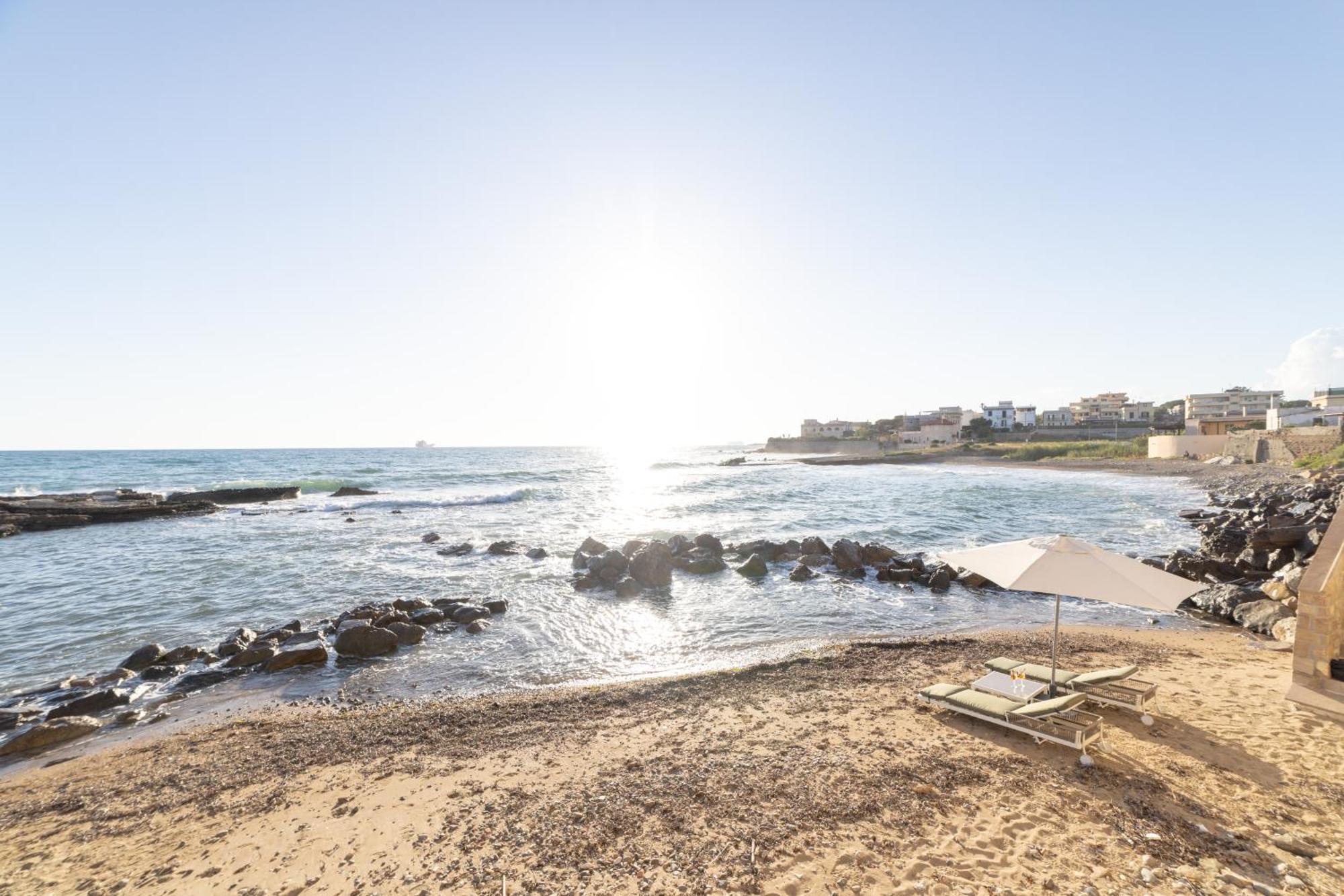 Le Suites Sul Mare Di Esterina Civitavecchia Luaran gambar